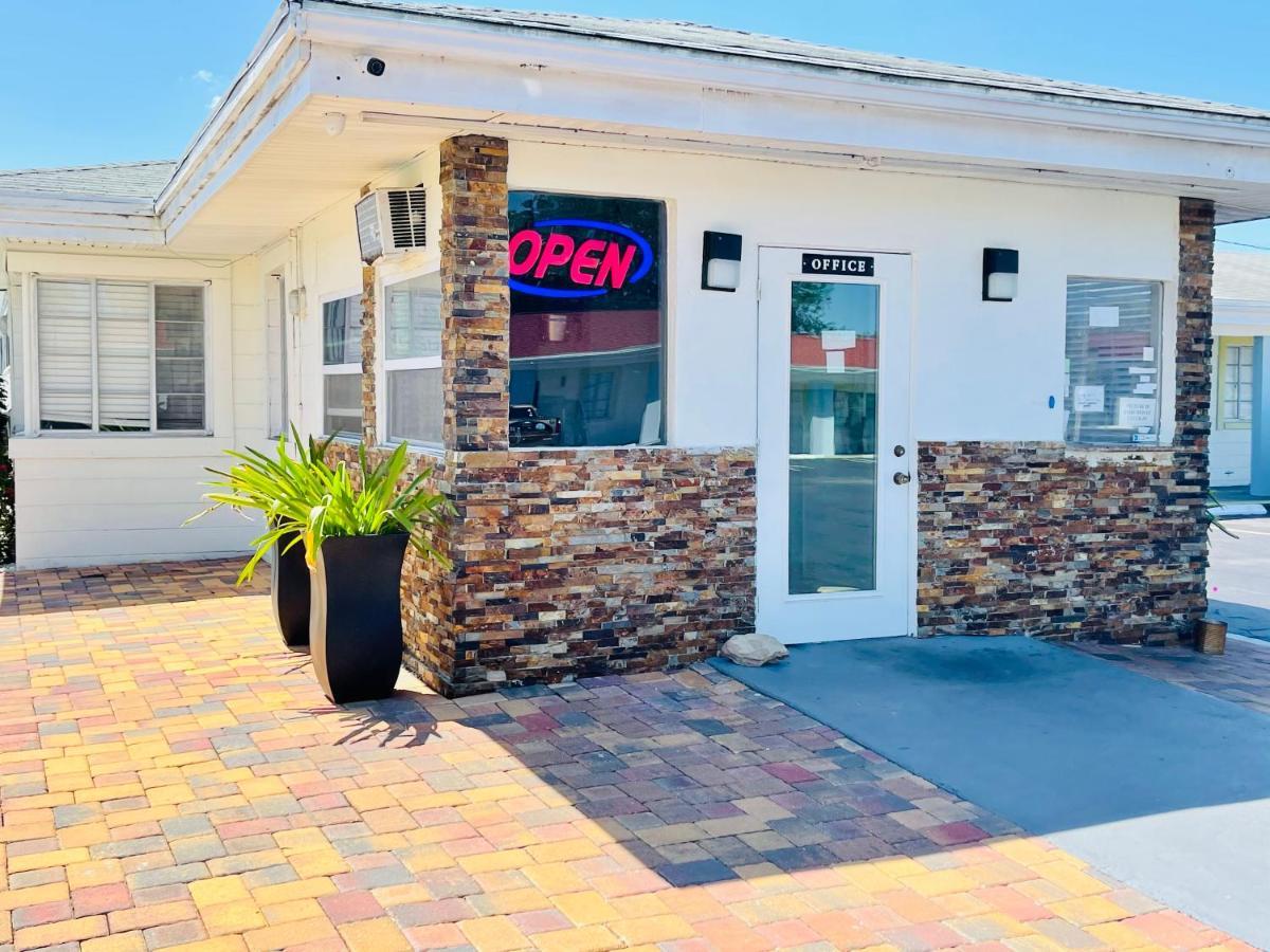 Siesta Inn Sarasota - Indian Beach Extérieur photo
